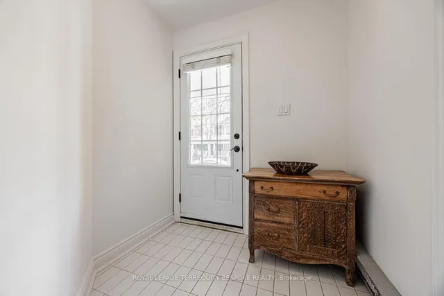 Additional image 17 of 379 Albany Ave