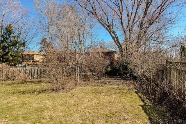 Additional image 36 of 1326 Treeland St