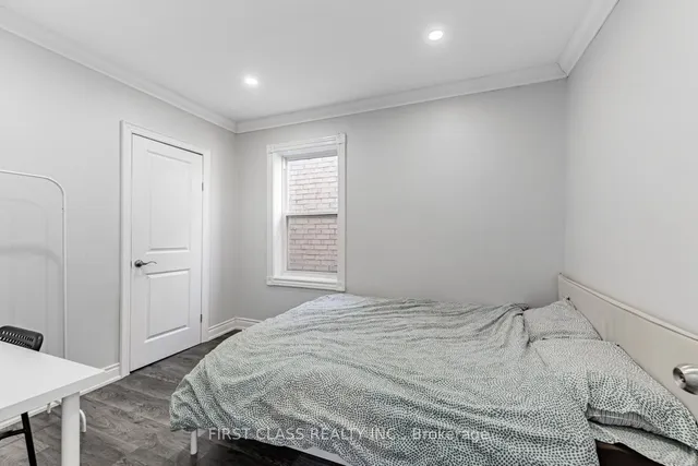 Additional image 16 of 1113 Dufferin St