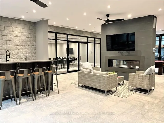 Additional image 4 of 1 Redfern Ave Unit 135