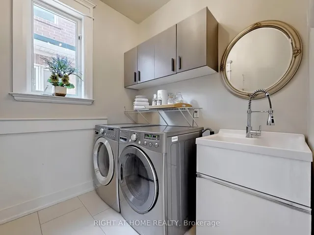 Additional image 15 of 1504 Pinery Cres