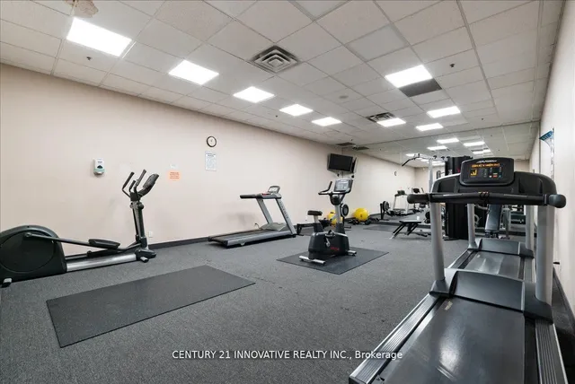 Additional image 32 of 18 Lee Centre Dr Unit 1013