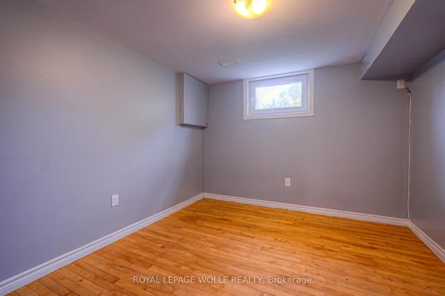 Additional image 27 of 22 Hampton Pl