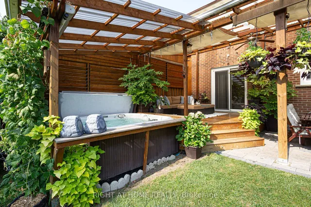 Additional image 5 of 4302 Highgate Cres