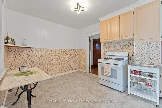 Additional image 17 of 246 Westlake Ave