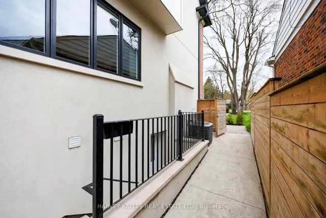 Additional image 42 of 4673 Dundas St