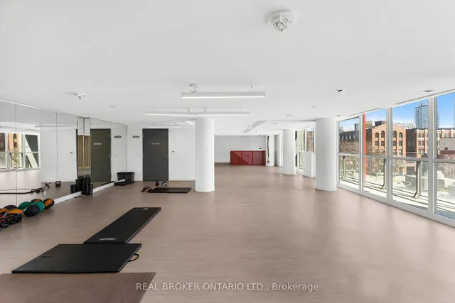 Additional image 33 of 120 Parliament St Unit #1309