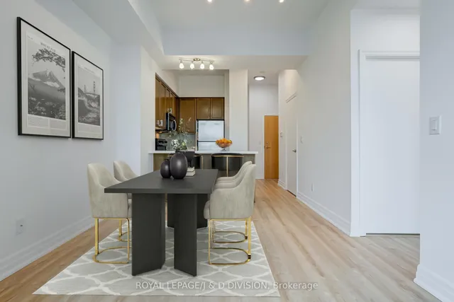 Additional image 10 of 8 Scollard St Unit PH108