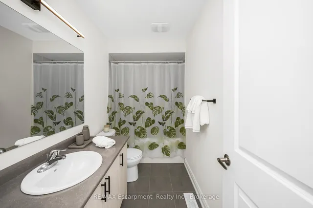 Additional image 30 of 3401 Sixth Line