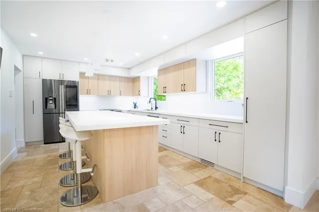 Additional image 17 of 2260 Britannia Rd