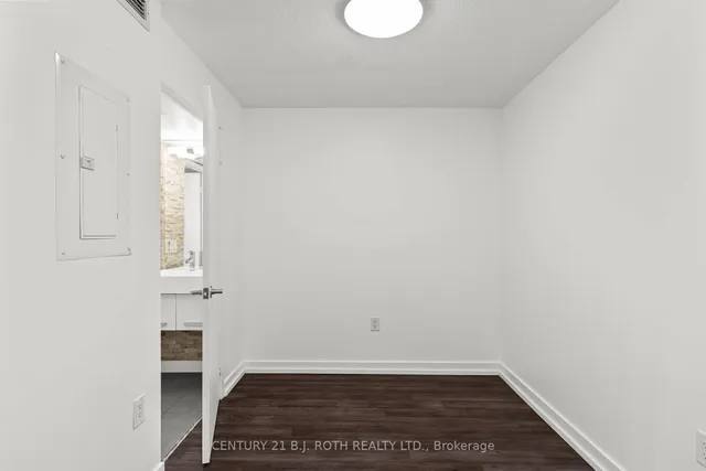 Additional image 16 of 38 Dan Leckie Way Unit 1103