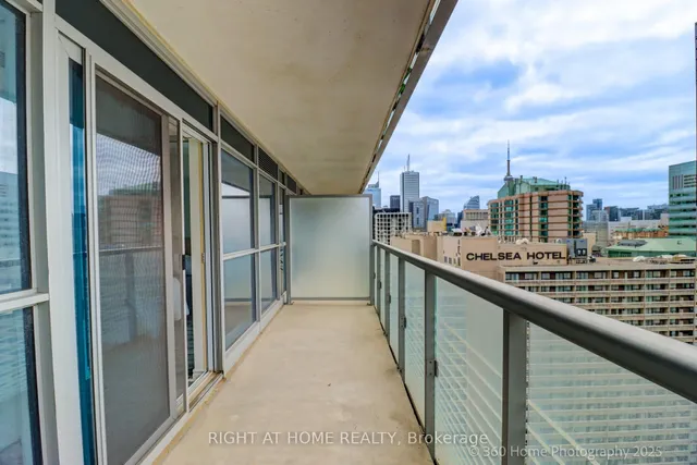 Additional image 10 of 386 Yonge St Unit 2513