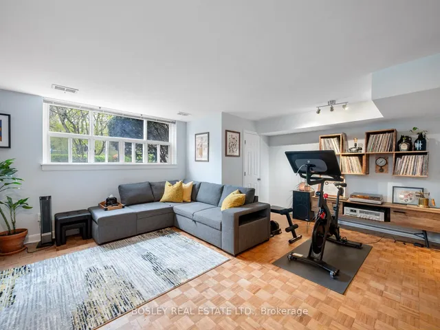 Additional image 29 of 9 Love Cres