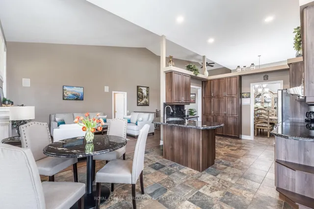 Additional image 12 of 2605 Armour Cres