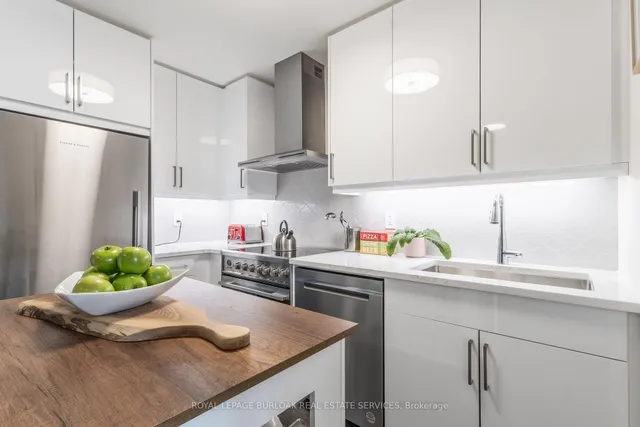 Additional image 10 of 500 Brock Ave Unit 701