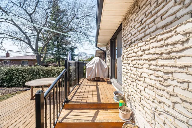 Additional image 46 of 86 Crendon Dr