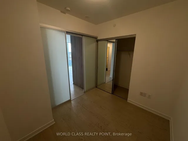 Additional image 11 of 1 Yorkville Ave Unit 1505