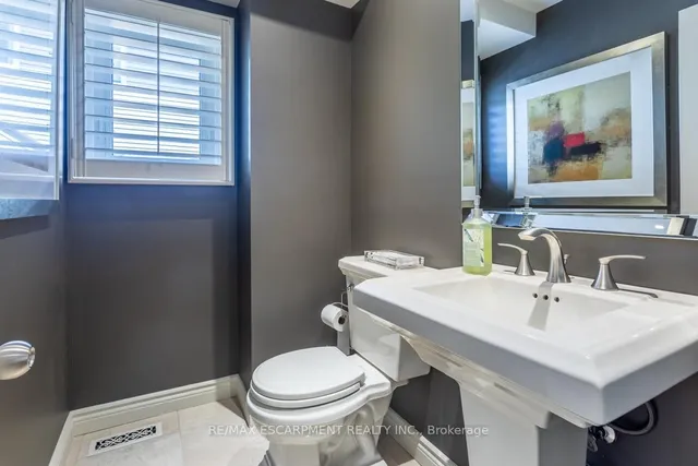 Additional image 12 of 1245 Hammond St