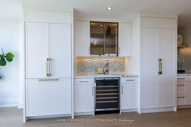 Additional image 19 of 66 Collier St Unit 9D