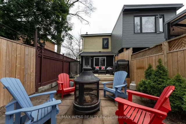 Additional image 31 of 2311 Gerrard St