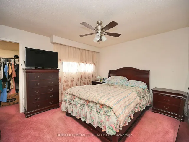 Additional image 22 of 120 Collins Cres Unit 119