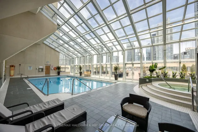 Additional image 35 of 460 Queens Quay Unit 903E