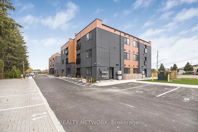 261 King St Unit 3D-304