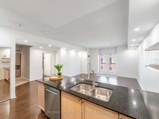 Additional image 15 of 4196 Dundas St Unit PH 609