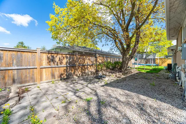 Additional image 47 of 2 Ferndale Cres