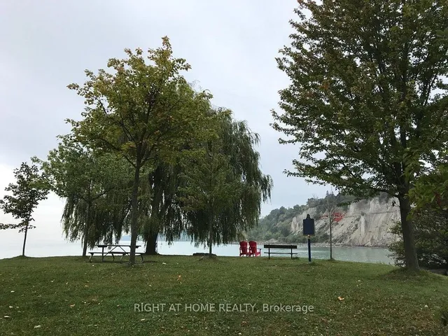 Additional image 30 of 72 Jeremiah Lane