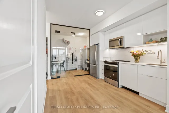 Additional image 11 of 202 Burnhamthorpe Rd Unit 1206W