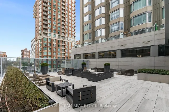 Additional image 39 of 200 Cumberland St Unit 3501