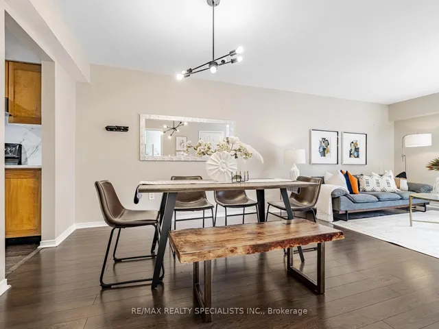 Additional image 7 of 2055 WALKERS Line Unit 227