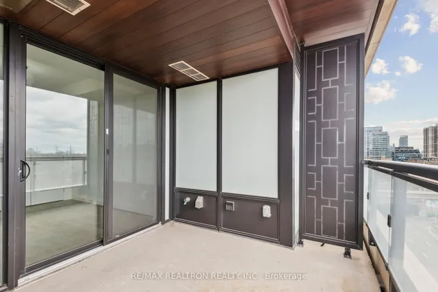 Additional image 35 of 285 Avenue Rd Unit 601