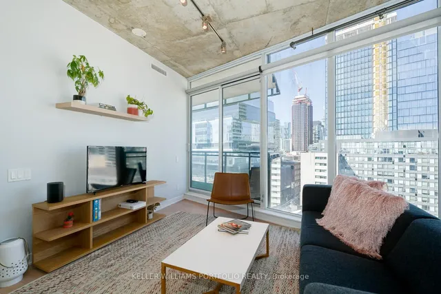 Additional image 4 of 318 King St Unit 1212