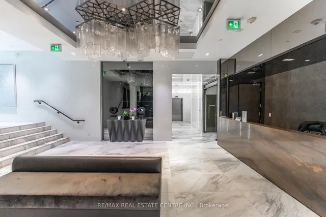 Additional image 5 of 6 Parkwood Ave Unit 419