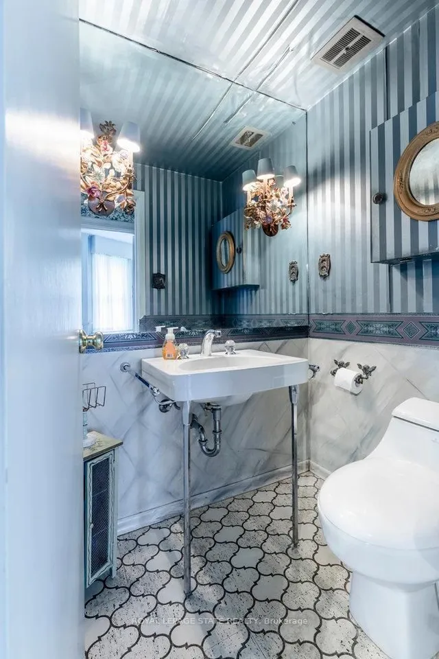 Additional image 17 of 142 Aberdeen Ave