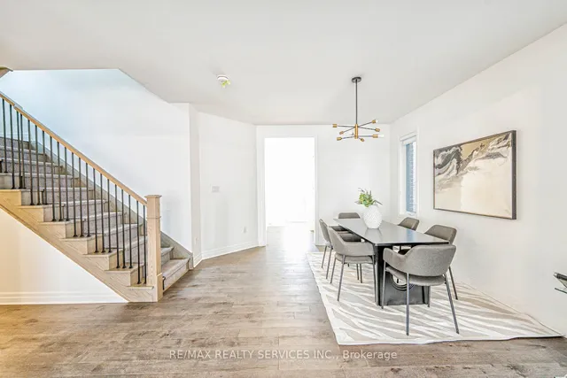 Additional image 18 of 462 Violet Gate