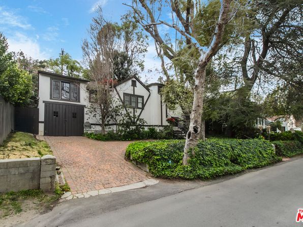 13384 Contour Dr, Sherman Oaks, CA 91423
