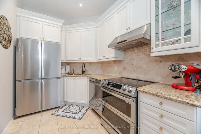 Additional image 14 of 51 York Mills Rd Unit 314