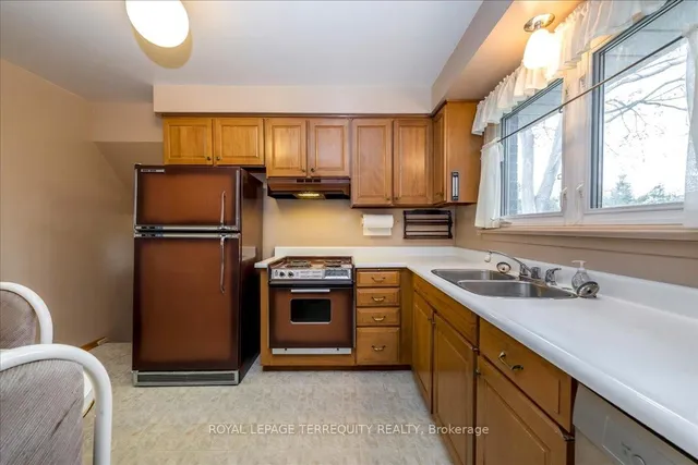 Additional image 10 of 88 Old Sheppard Ave