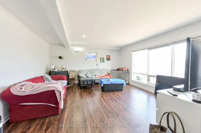 Additional image 35 of 9664 Guelph Line