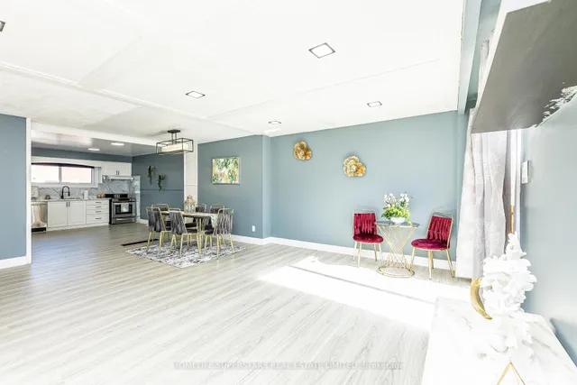 Additional image 16 of 13 Thistle Down Blvd