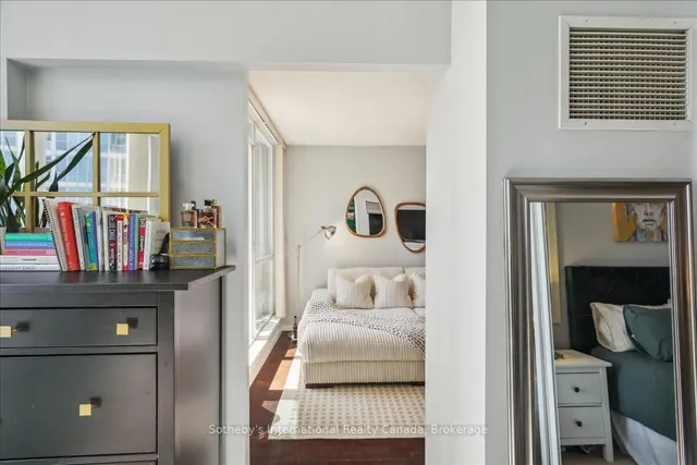 Additional image 36 of 218 Queens Quay Unit 1804