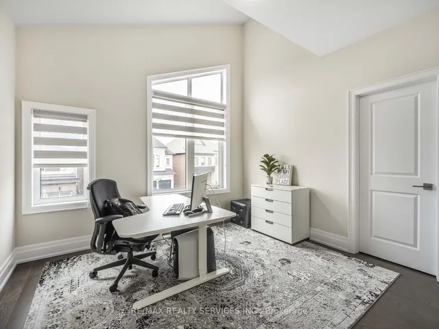 Additional image 33 of 37 Lyle Way