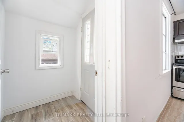 Additional image 42 of 327 Atlas Ave