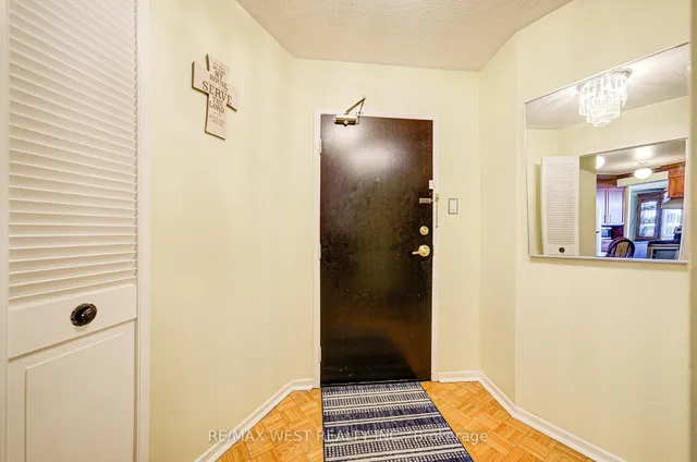 Additional image 8 of 150 Neptune Dr Unit 906