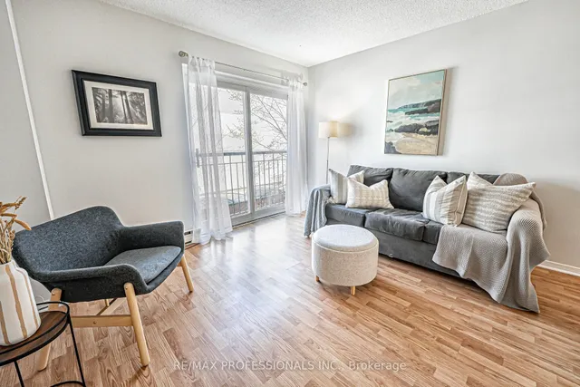 Additional image 10 of 61 Main St Unit 202