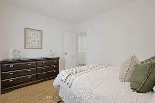 Additional image 26 of 60 Maybourne Ave