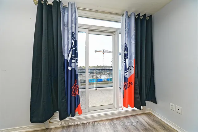 Additional image 30 of 50 Sky Harbour Dr Unit 411